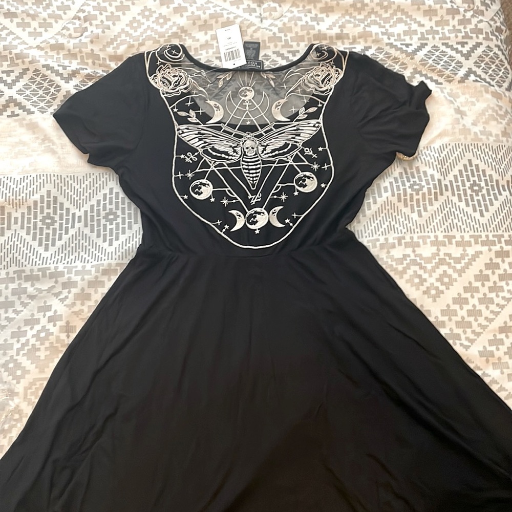 Nwt . Black lace dress . Women’s Medium .